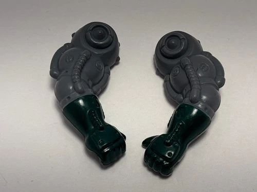 Mattel 1987 Masters of the Universe Blast Attak He-Man Vintage Action Figure Arm