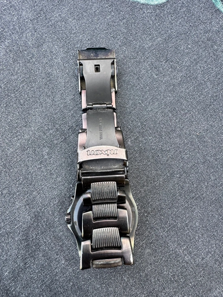 MENS NIXON THE BLACK SS ROVER DARKNESS PREVAILS JAPAN MOVT - Image 3 of 4