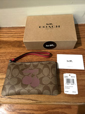 NWT  COACH  Signature Cherry Corner Zip Wristlet  78