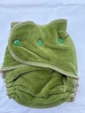 Loveybums Medium Peridot Organic Velour Diapers With Snaps . Fit 9-22 lbs.