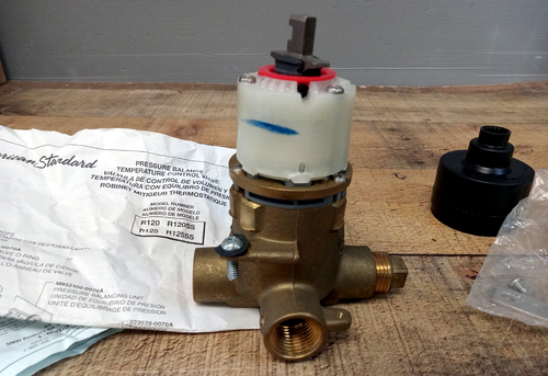 American Standard R125 Pressure Balance Rough Valve Body (MISSING PLASTER GUARD) - Picture 6 of 7