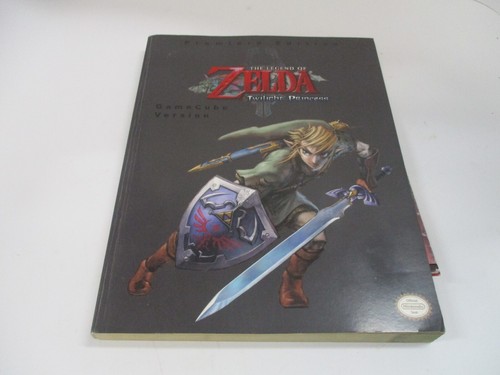 Zelda Twilight Princess GameCube Premiere Edition Strategy Guide W/Poster