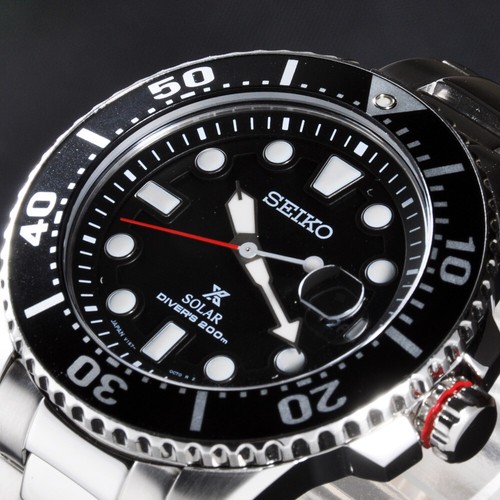 SEIKO Prospex SNE437J1 Scuba Solar Divers' 200M Black Dial Made in Japan - Picture 2 of 6