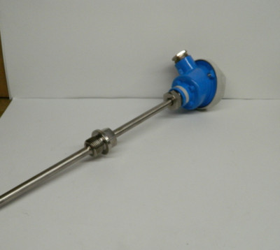 1x ENDRESS + HAUSER TST110-1D1S31A3A0 L=160mm 1Pt100, class A 3 wires