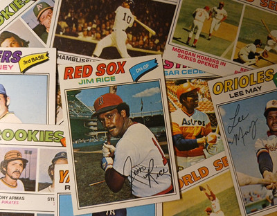1977 Topps Baseball Cards 12-656