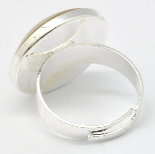 Anillo Cabujón Flor Fondo Beis - Imagen 2 de 2