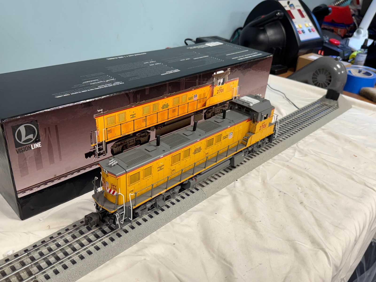 Picture 4 of 12