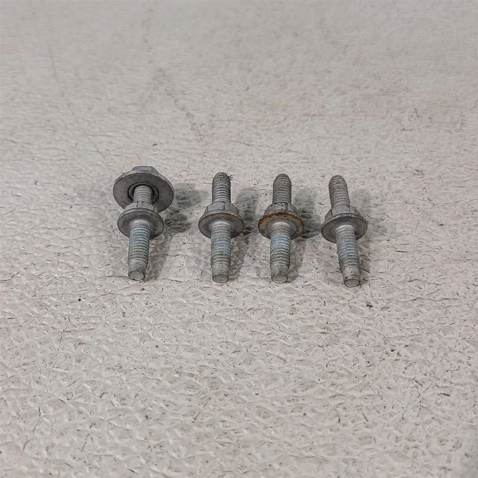 Комплект болтов крепления топливной рейки 10-15 Camaro SS оборудование Aa7397 - Изображение 3 из 4