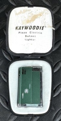 Vintage Kaywoodie Green Atomic Star MCM Lighter Japan In Original Case UNTESTED