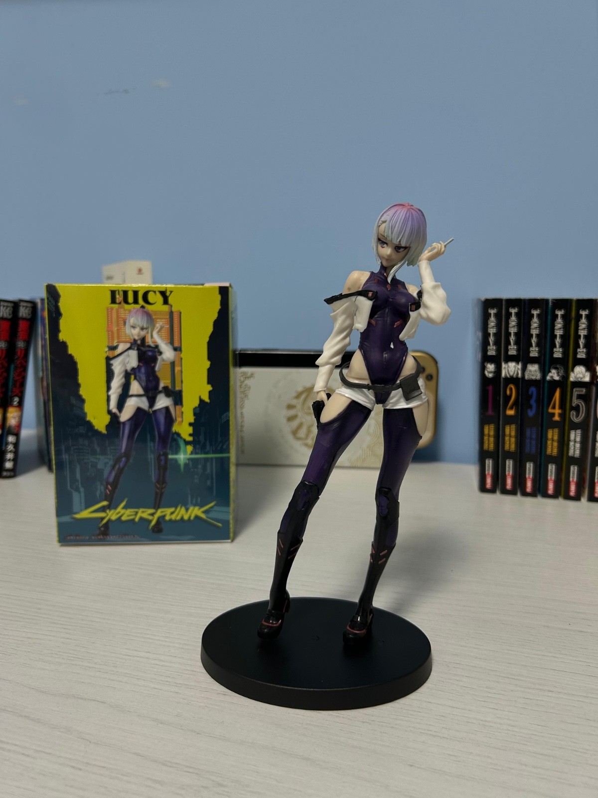 Action Figure Lucy - Cyberpunk Edgerunners - 25cm PVC Anime Manga Collector