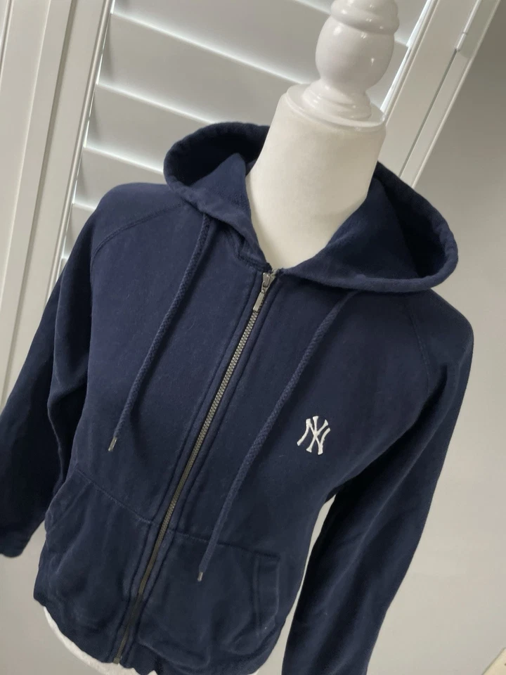 New York Yankee’s Navy Blue Full Zip Up Sweatshirt Jacket Women’s Size S Hooded - Image 2 of 4