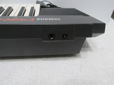 Yamaha 49 Key PSR2 Electronic Keyboard With Original Adapter for