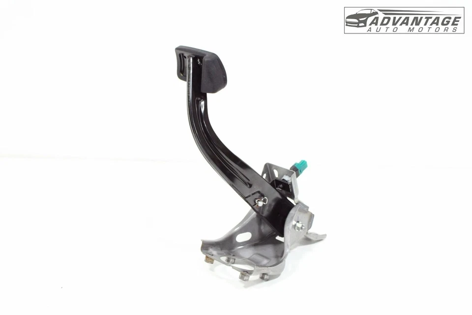 2020-2023 HYUNDAI SONATA FRONT FLOOR BRAKE FOOT STOP PEDAL & SENSOR OEM - Image 3 of 4