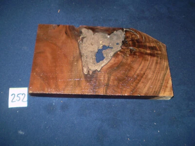 Nussbaum Maser Schmuckholz für Holzschmuck Edelholz  200 x 114 x 17 mm   Nr. 252 - Bild 1 von 2