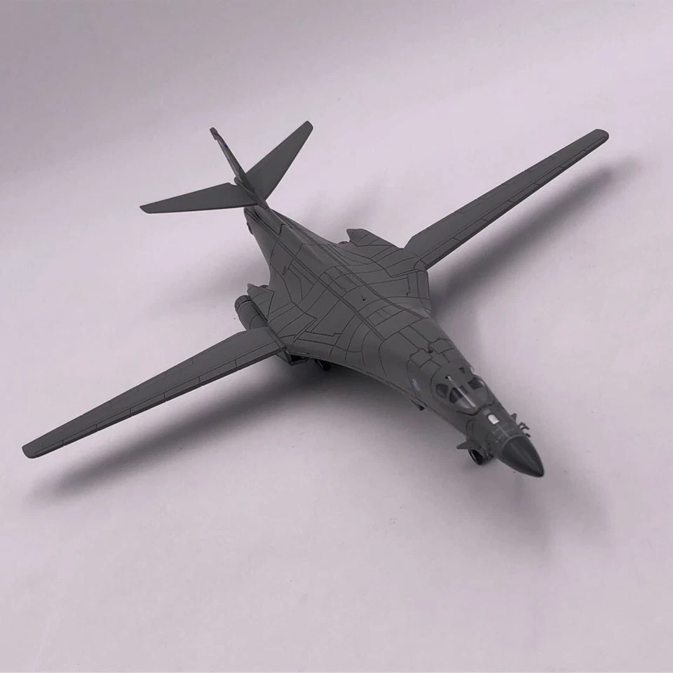 Wltk USAF EL28BW Rockwell B-1B Lancer Bomber 1/200 Diecast Aircraft Jet Model - Image 3 of 4