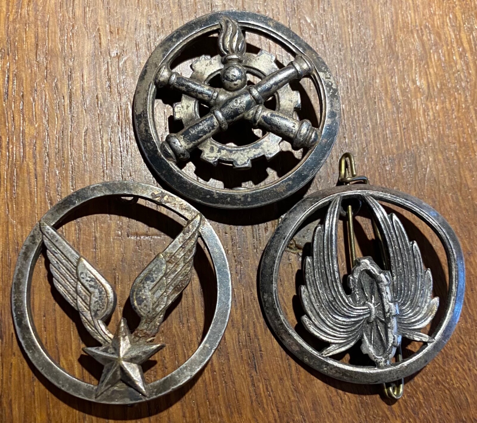 Picture 1 of 2