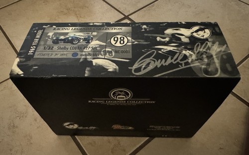 MC0001 MRRC Shelby Cobra 427 Racing Legends with Carroll Shelby Figure - Picture 6 of 10