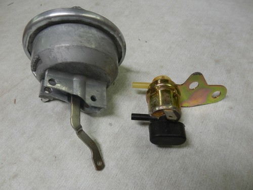 Distributor Diaphragm & Modulator Valve, 1972 Mustang Torino Maverick, V8 NOS - Picture 5 of 7