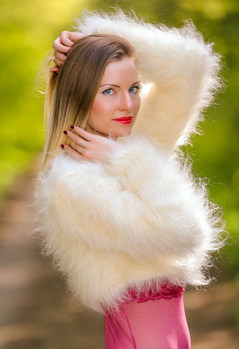 Ivory top fuzzy sweater