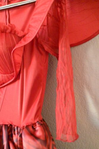 Descendants 4 L'ascesa della Regina Rossa di Cuori Vestito Adulto MED (6-8) Costume Usato in Ottime Condizioni - Foto 3 di 10