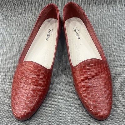 Trotters Red Leather Woman Loafers Slip On Shoes Size 11 W.