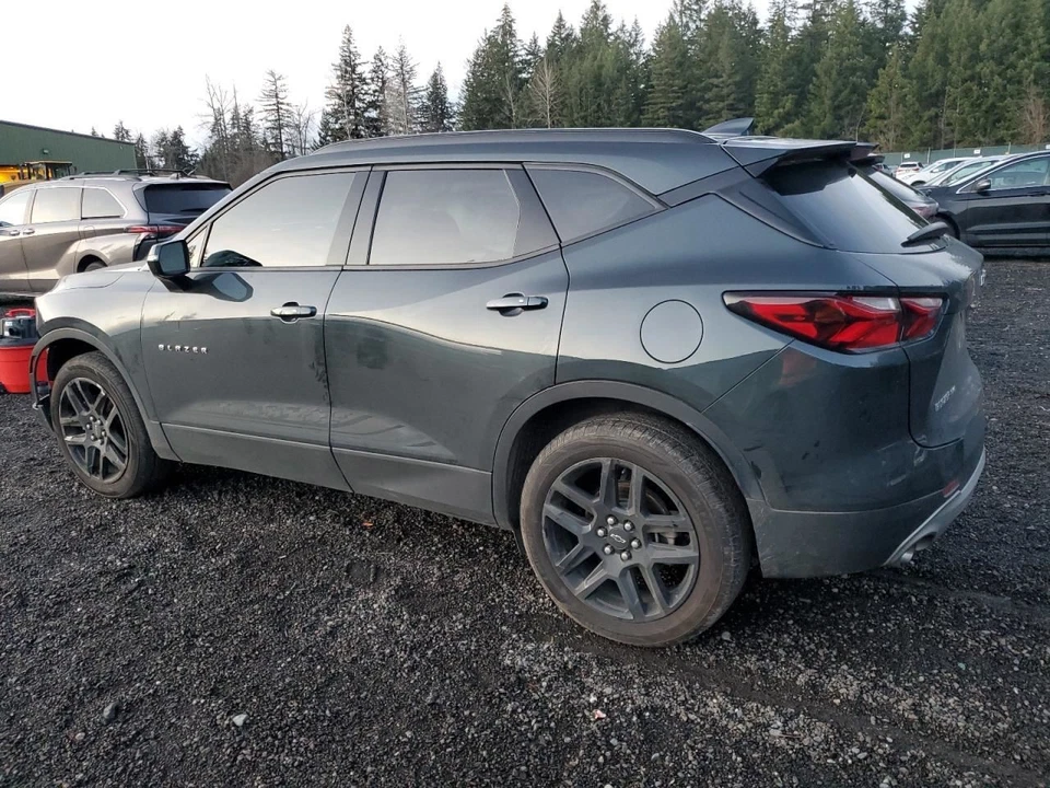Chevrolet Blazer 2020 caja de fusibles cabina Foto 3 de 4