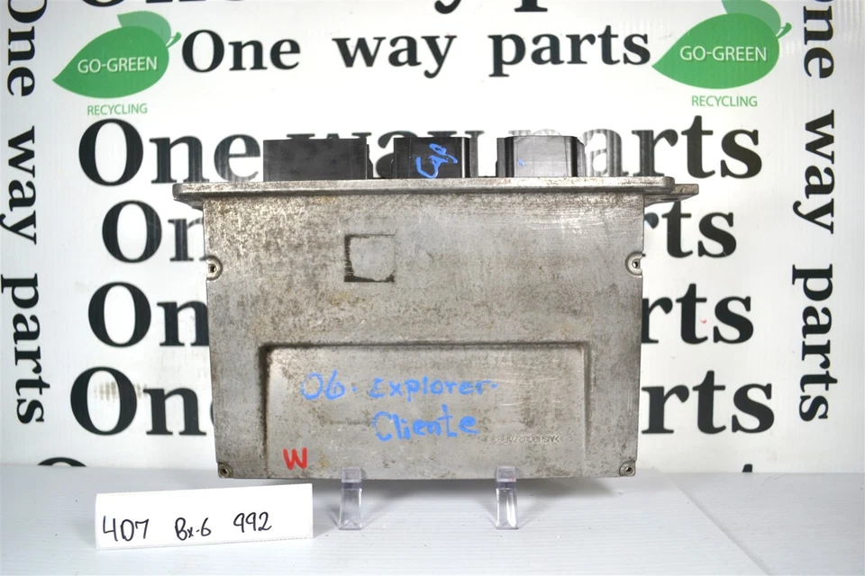 Unidad de control del motor 6L2A12A650AZD Ford Explorer 2006-07 AT módulo ECU 4D7 992 B6 Foto 2 de 4