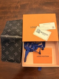 Louis Vuitton Mens Monogram Wallet Authentic