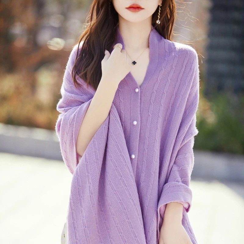 中长款女式 V 领纯色扭转披肩宽松 100% 羊毛针织开衫 — 第 2/4 张图片