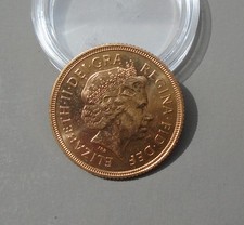 Gold Full Sovereign Elizabeth II  Shield back