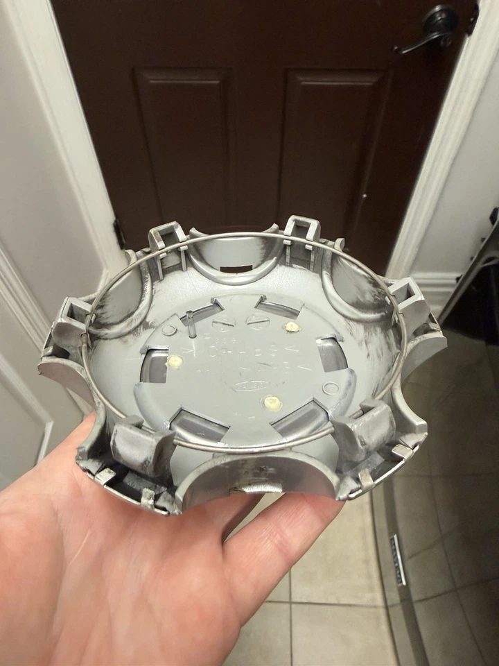 Toyota FJ Cruiser 2014-2024 Toyota 4Runner tapacubos tapa central 4260B-35080 Foto 3 de 4