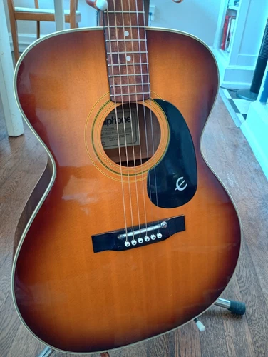 Epiphone FT-130SB Caballero Golden Sunburst (Includes Original Guitar Case)