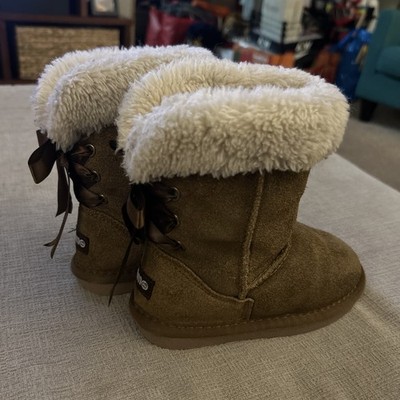 LAMO Footwear Audrey Bow Back  Toddler Girls Suede Boots Chestnut Size 13y