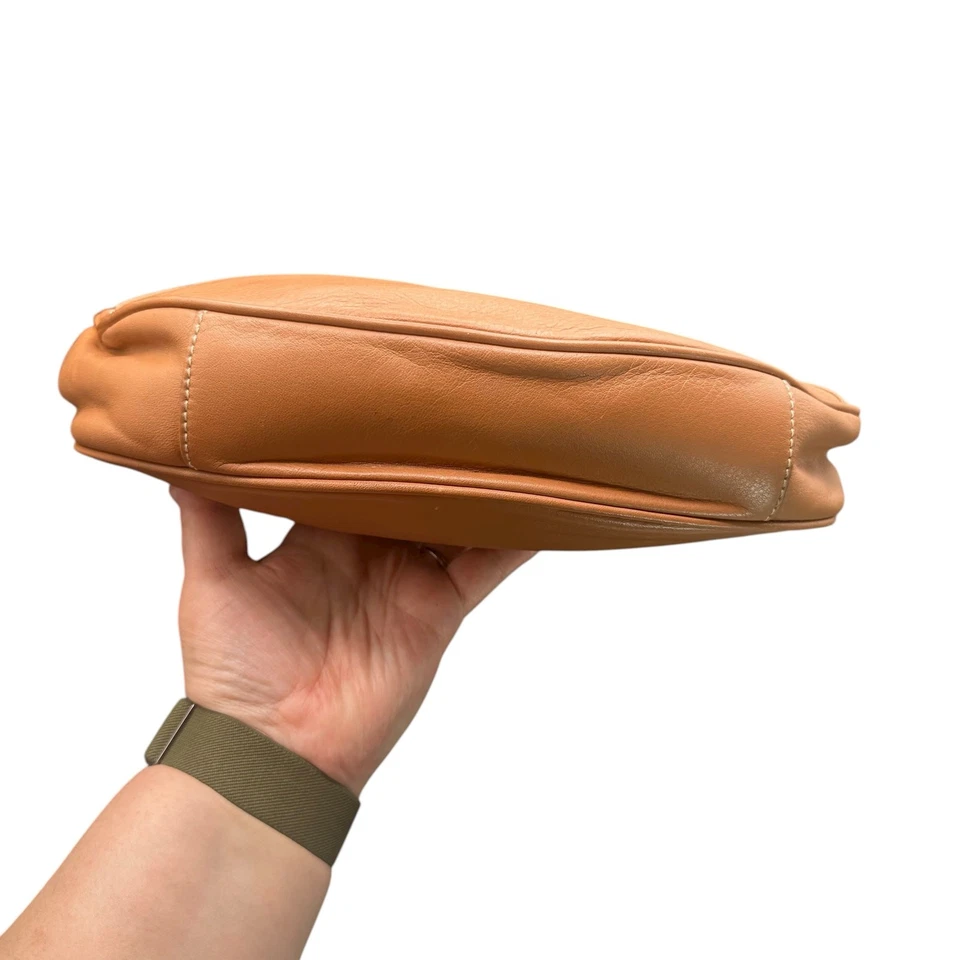 Bolso de Hombro Hobo Media Luna Cuero Coñac Valerie Stevens Cartera Holgada Foto 4 de 4