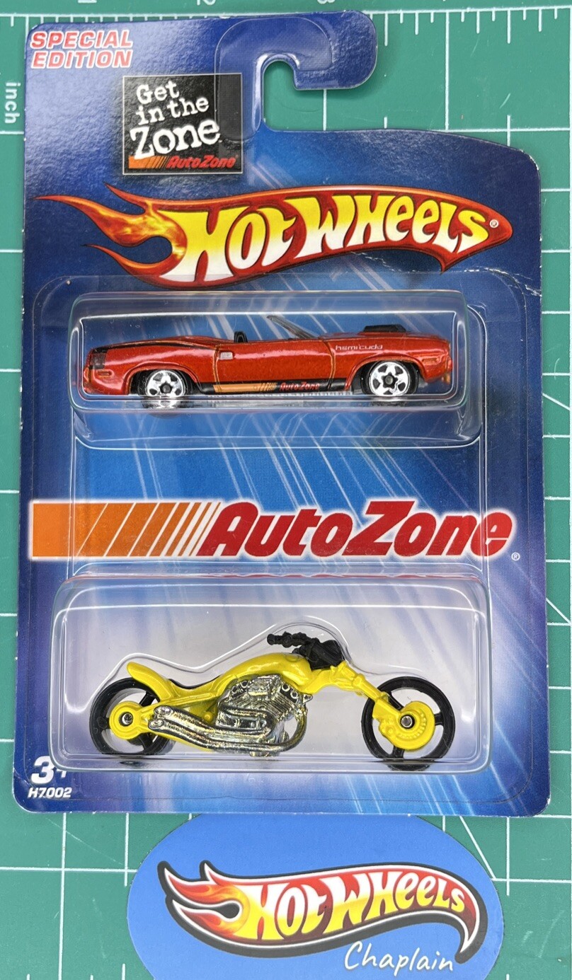 2005 Hot Wheels 🔥 AUTOZONE EXCLUSIVE 2 PACK 🔥 Plymouth Barracuda