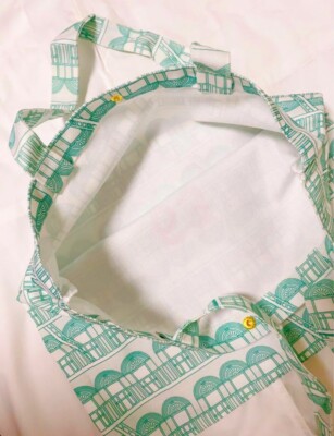 グッチ　NY美術館限定　トートバッグ　エコバッグ　ノベルティ　グリーン Gucci グッチ NY美術館限定 トートバッグ ノベルティ 緑 - メルカリ