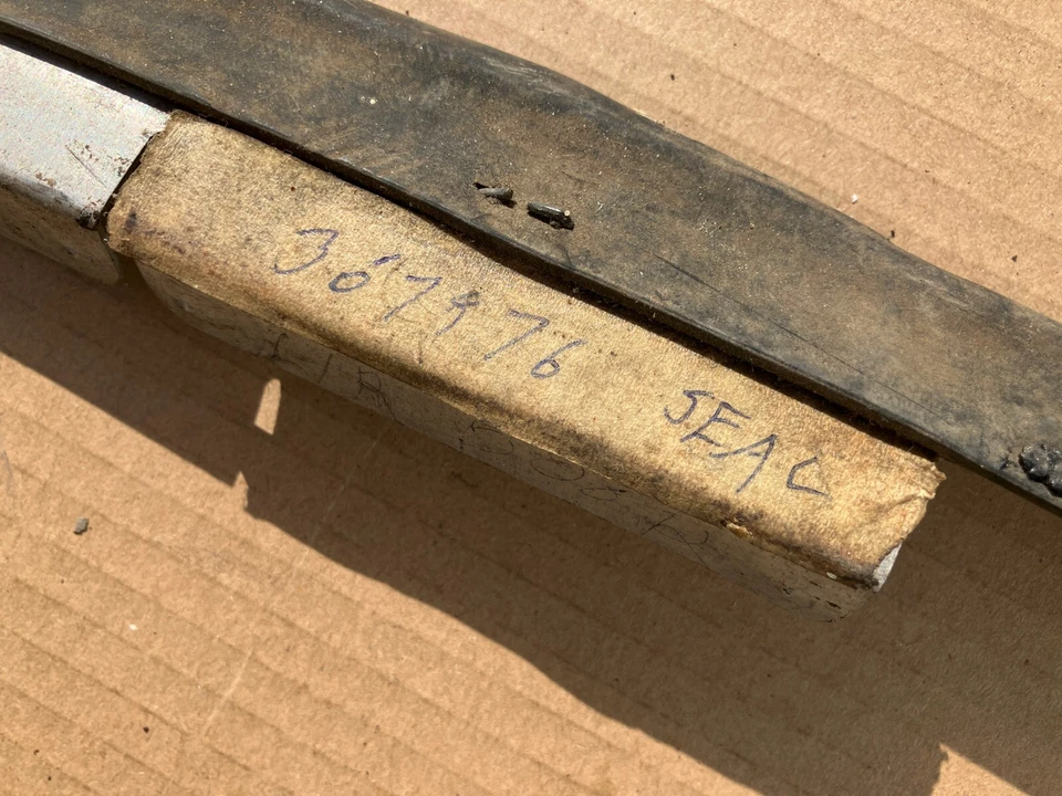 Conjunto de sello de goma Rover 2000, 3500S P6 NOS para brida de puerta trasera izquierda 367876 Foto 4 de 4