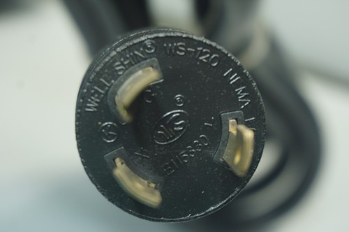 Dell 5T439 200-240 VAC, unité de distribution d'énergie 24 ampères - Photo 6/6