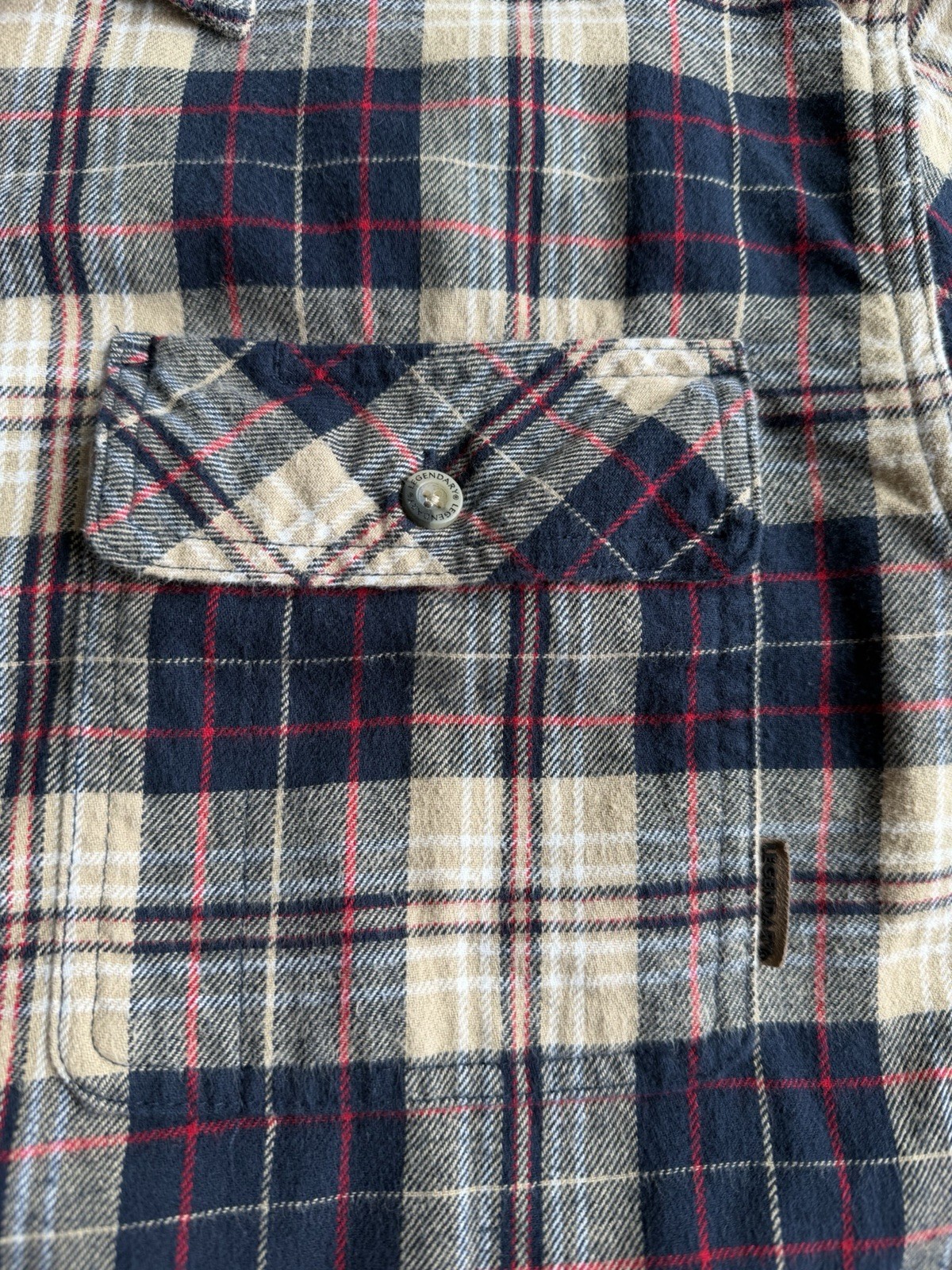 Legendary Whitetails Shirt Mens XL Blue Red Plaid Buck Camp Flannel Cotton thumbnail 9