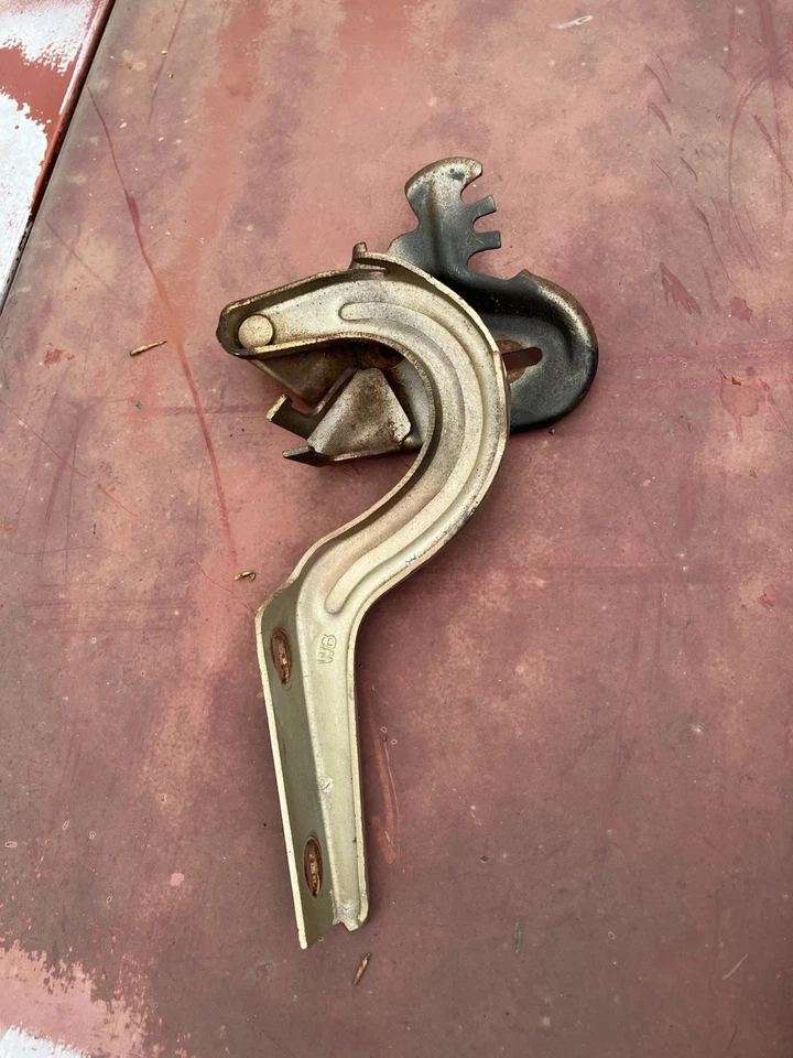 Mercury Cougar 1969 1970 bisagra de maletero izquierda Foto 2 de 2