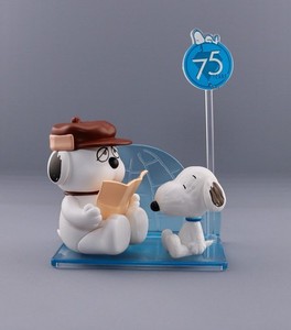 スヌーピーオラフPEANUTS フィギュア SNOOPY PEANUTS オラフ クビフリドール インテリア フィギュア