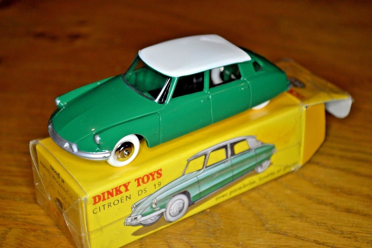 2008 French Dinky Toys Atlas Edition Diecast; Citroen DS 19; No 24