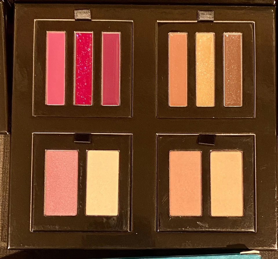 AVON mega mix'n go palette 24 eyeshadow 9 lip glosses 2 blushes 2 highlighters - Image 3 of 4