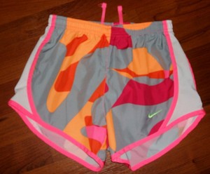 youth girls nike shorts