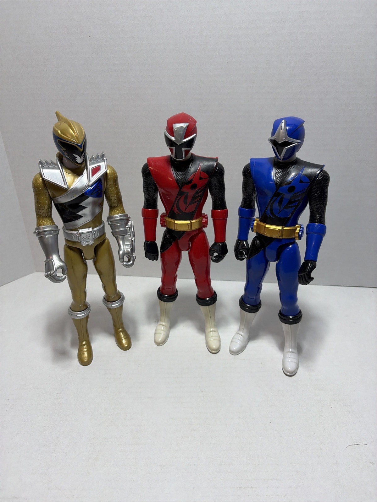 Power Rangers: Super Ninja Steel 12 inch Action Figure Gold/Blue/Red
