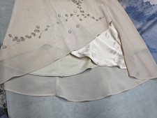 Very Cute Vtg Women's Size 14 Petite Skirt W/ Jeweled Flowers Elegant Sleek