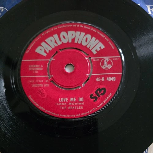 The BEATLES "LOVE ME DO" 1962 ORIGINAL UK FIRST PRESSING RED PARLOPHONE 45!