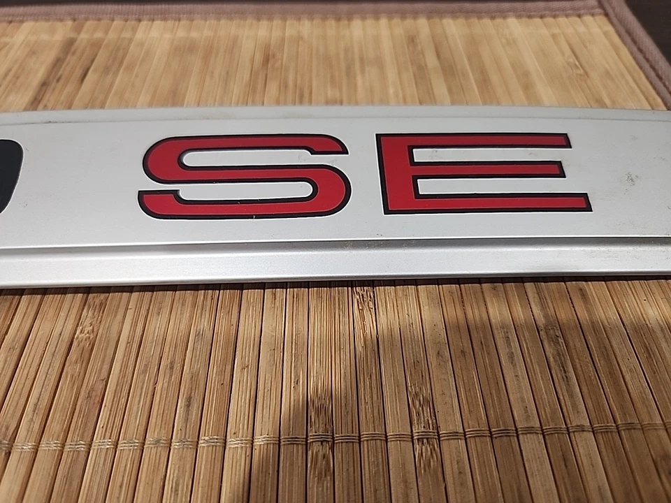 Rover Sd1 Front Rear Badges Read Description  - image 4 of 4