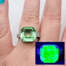 Uranium Glass Heart Ring Costume Metal Green CZ Size 10
