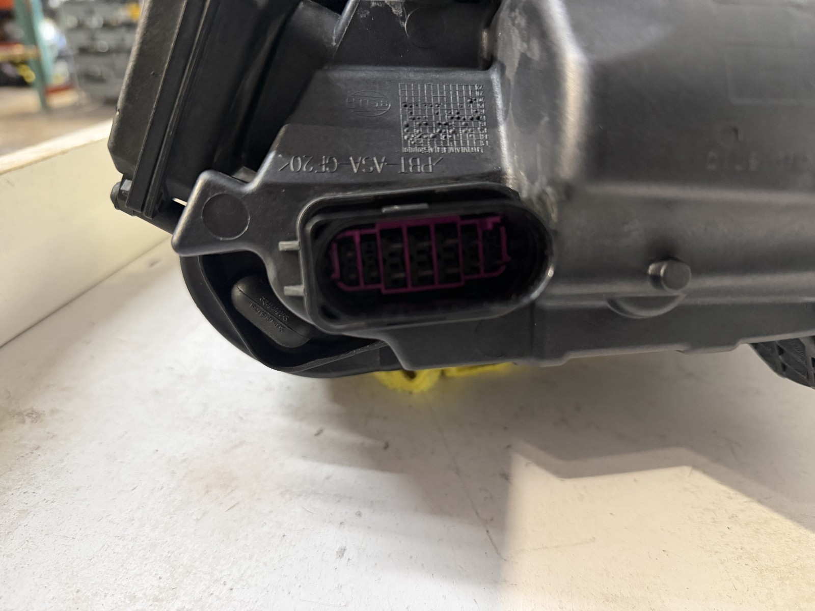 2016-2023 Lamborghini Huracan Right Side Headlight 